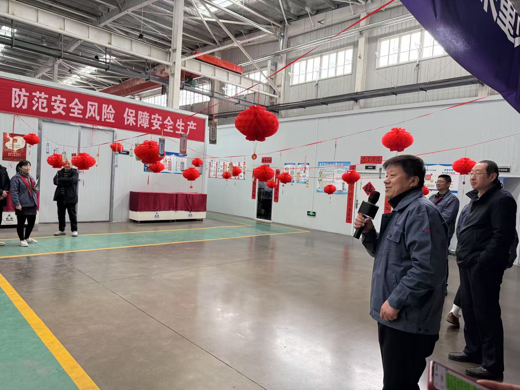 赵总讲话.jpg